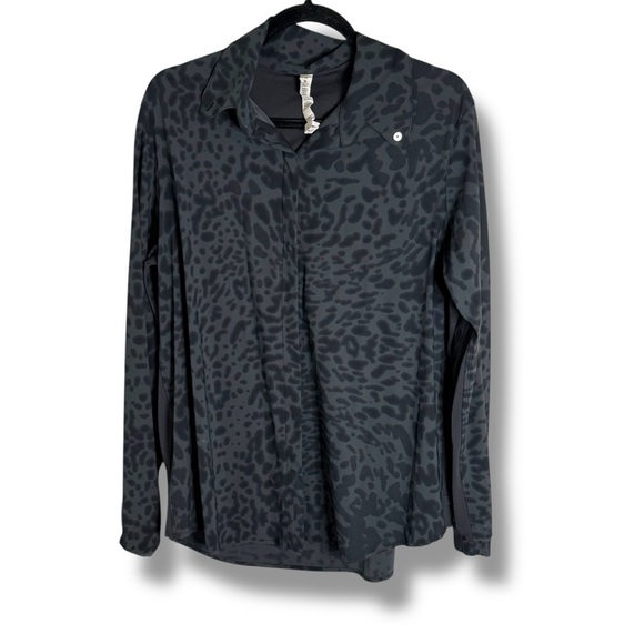 Lululemon Day Trip Blouse Animal Swirl Deep Coal Black Size 10 - Picture 1 of 6